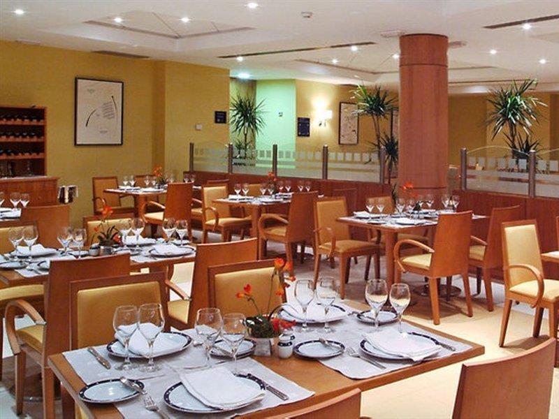 Vertice Indalo Almería Restoran fotoğraf
