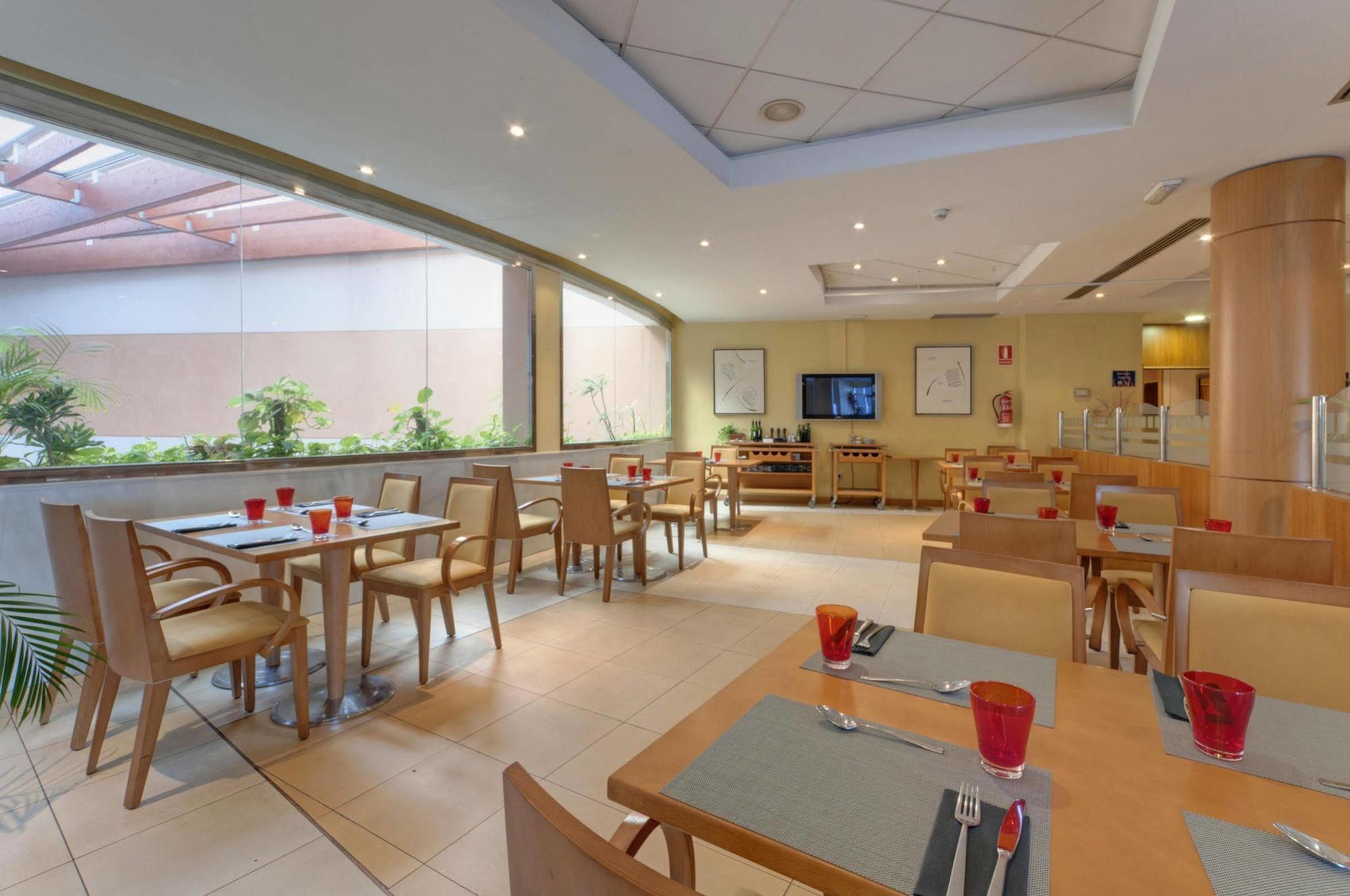 Vertice Indalo Almería Restoran fotoğraf